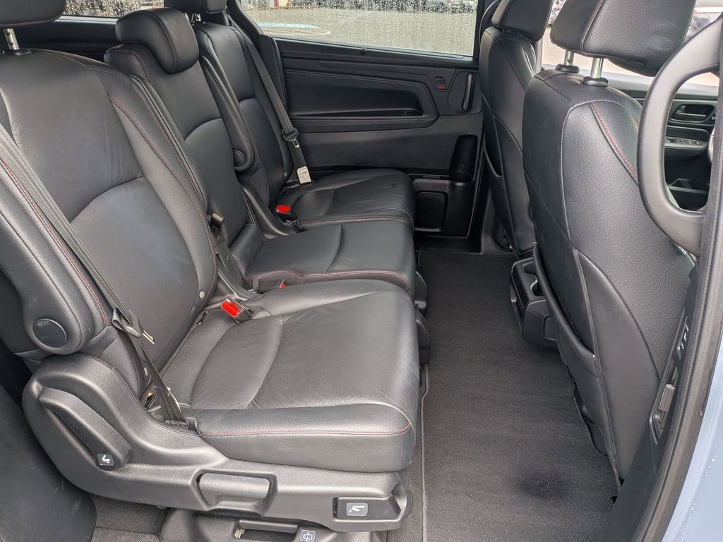 Thumbnail: 2025 Honda Odyssey - 25