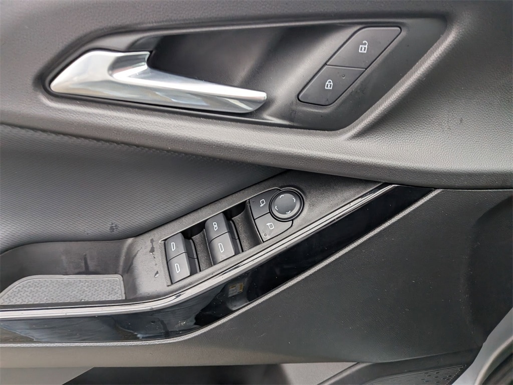 Thumbnail: 2025 Chevrolet Equinox - 11