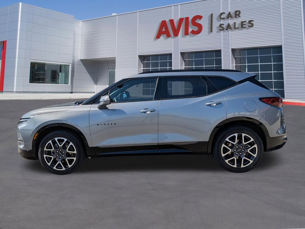 Thumbnail: 2025 Chevrolet Blazer - 10