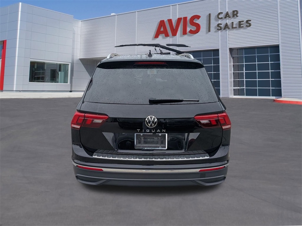 Thumbnail: 2024 Volkswagen Tiguan - 7