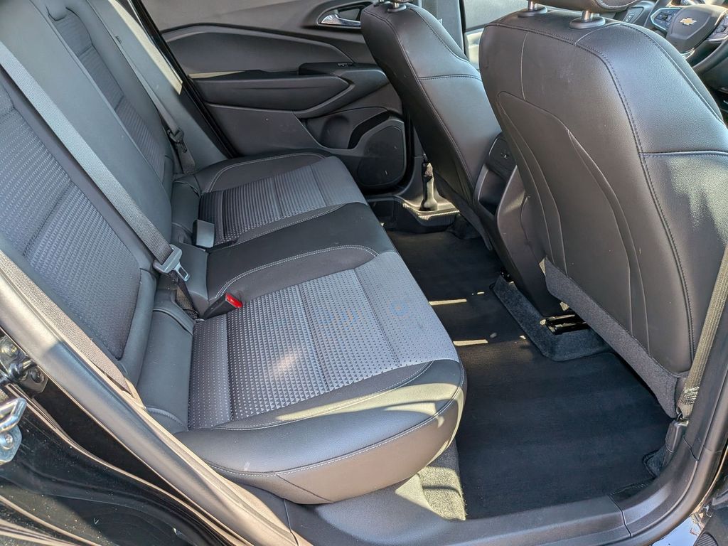 Thumbnail: 2025 Chevrolet Trax - 29