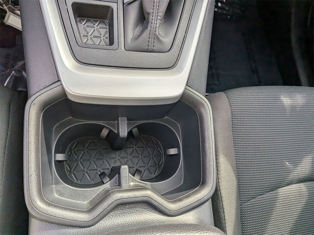 Thumbnail: 2025 Toyota RAV4 - 20