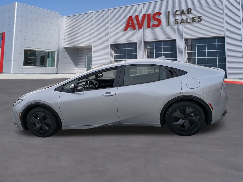 Thumbnail: 2025 Toyota Prius - 10