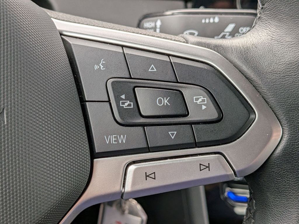 Thumbnail: 2025 Volkswagen Jetta - 19