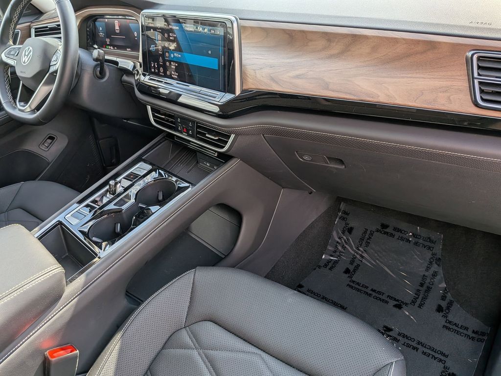 Thumbnail: 2025 Volkswagen Atlas - 29