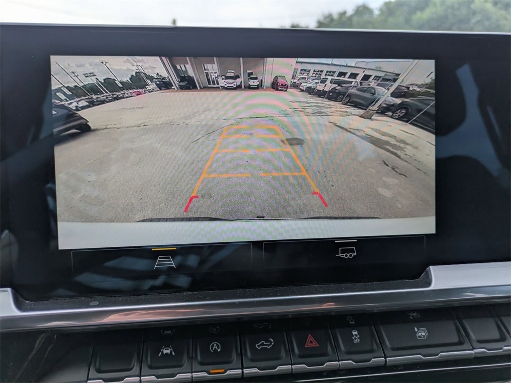 Thumbnail: 2023 Chevrolet Silverado 1500 - 17