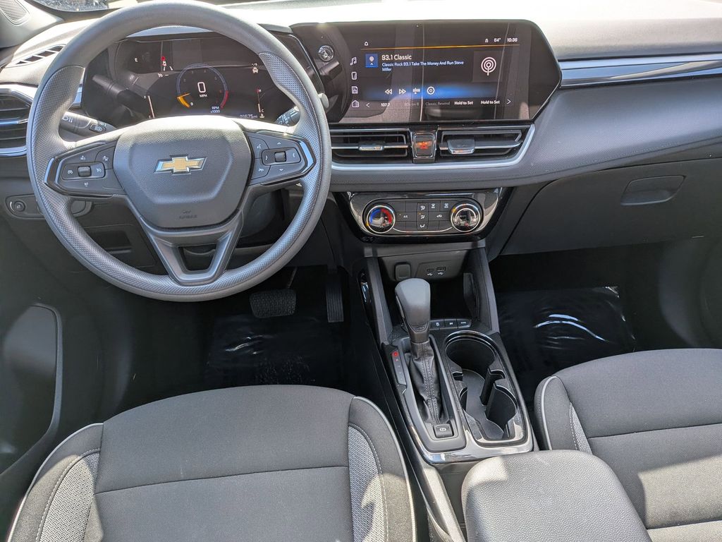 Thumbnail: 2025 Chevrolet TrailBlazer - 22