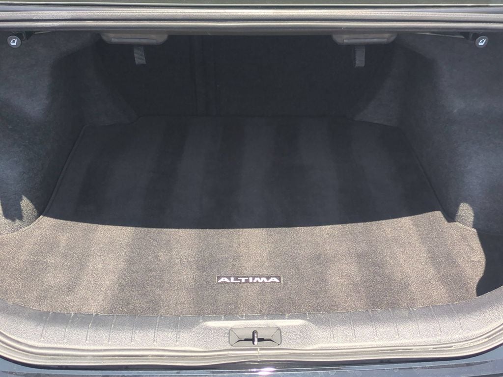 Thumbnail: 2025 Nissan Altima - 28