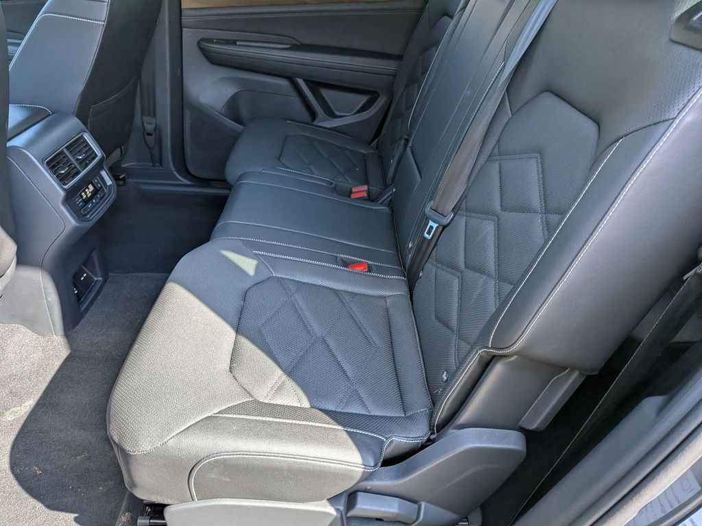 Thumbnail: 2025 Volkswagen Atlas - 19