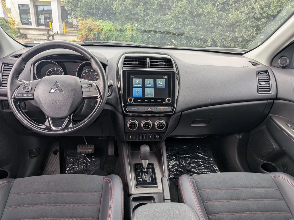 Thumbnail: 2024 Mitsubishi Outlander Sport - 26