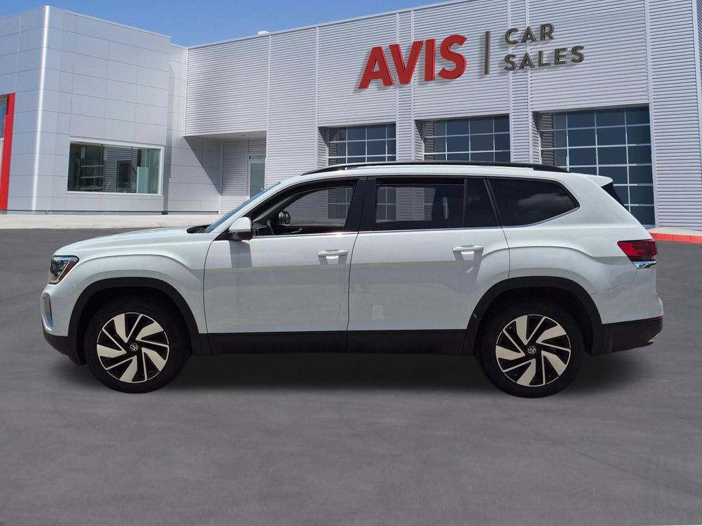 2025 Volkswagen Atlas SE w/Tech - Photo 10