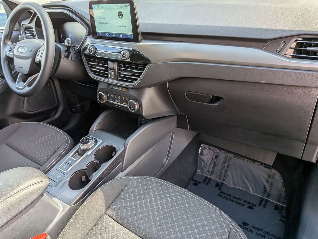 Thumbnail: 2025 Ford Escape - 29