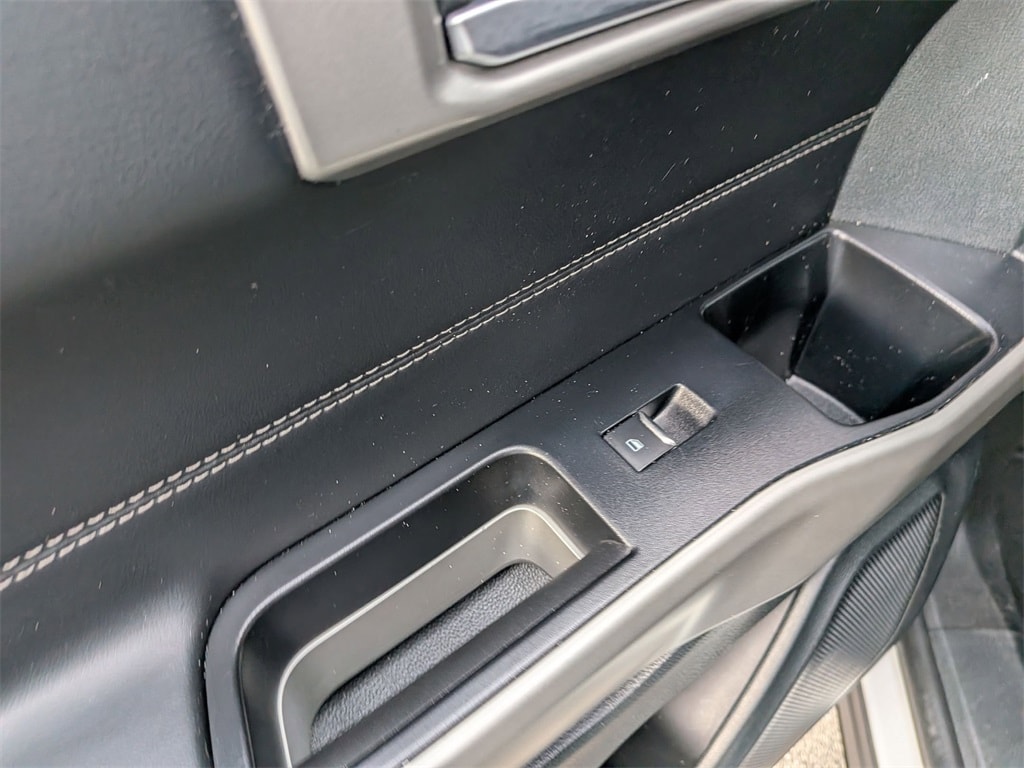 Thumbnail: 2023 Ford Explorer - 25