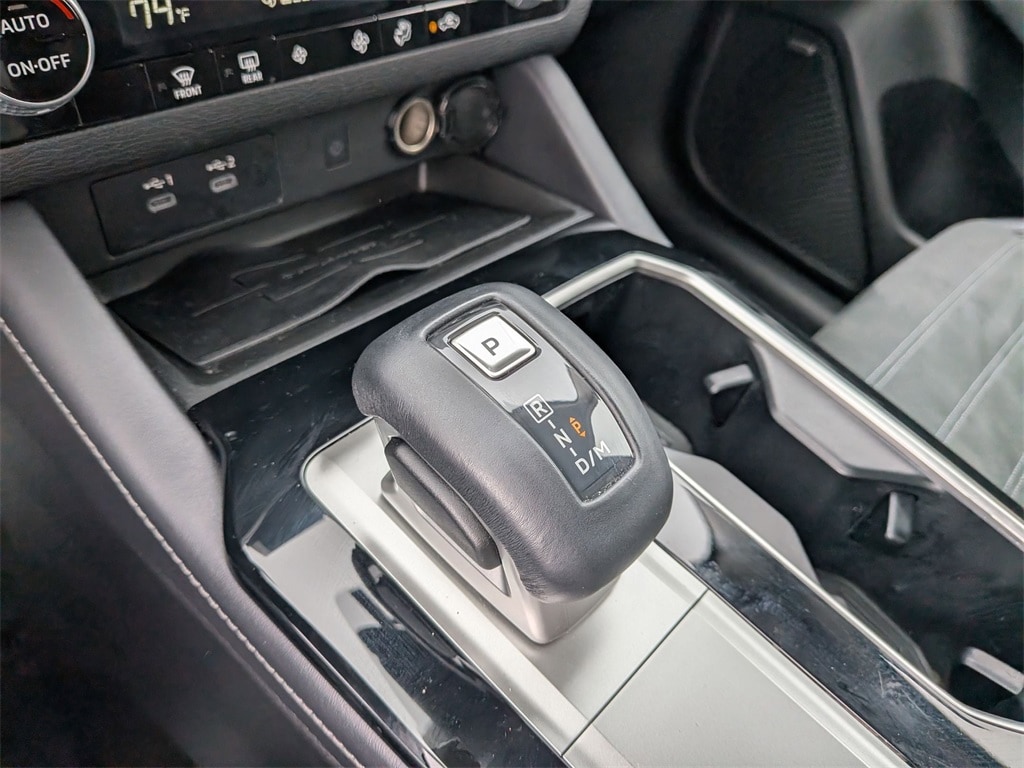 Thumbnail: 2025 Mitsubishi Outlander - 19