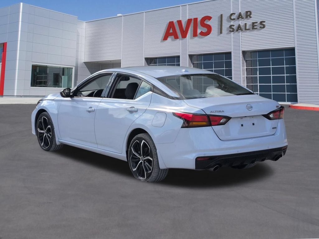 Thumbnail: 2025 Nissan Altima - 9