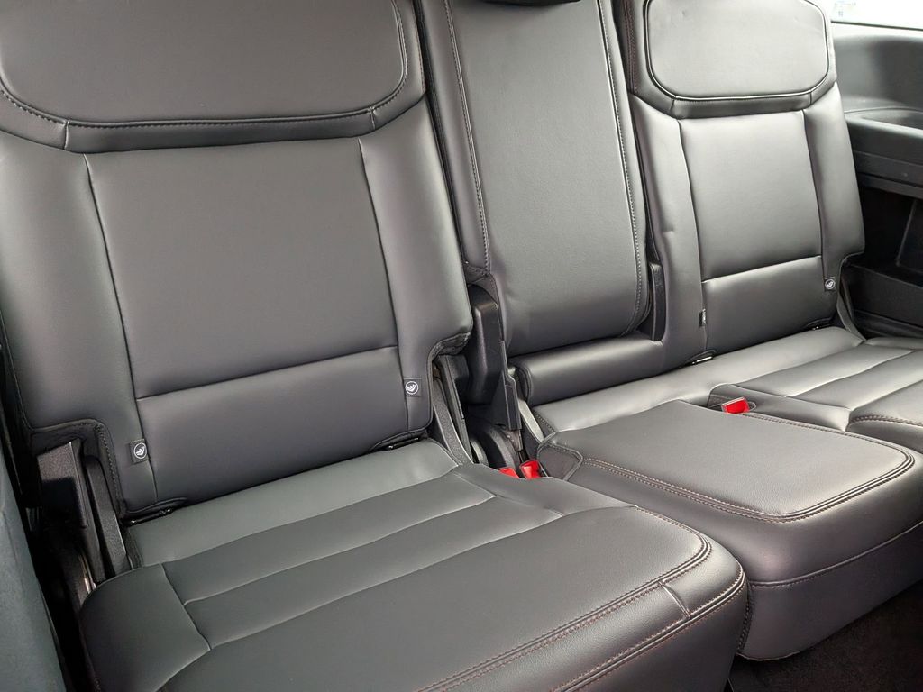 Thumbnail: 2025 Ford Expedition - 31