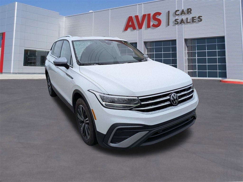 Thumbnail: 2024 Volkswagen Tiguan - 3