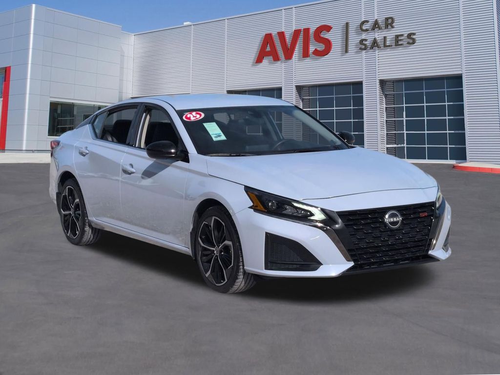 Thumbnail: 2025 Nissan Altima - 3