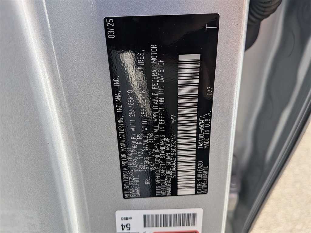 Thumbnail: 2025 Toyota Grand Highlander - 38