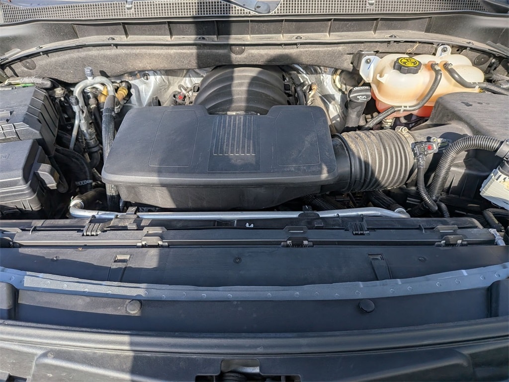 Thumbnail: 2023 Chevrolet Tahoe - 35