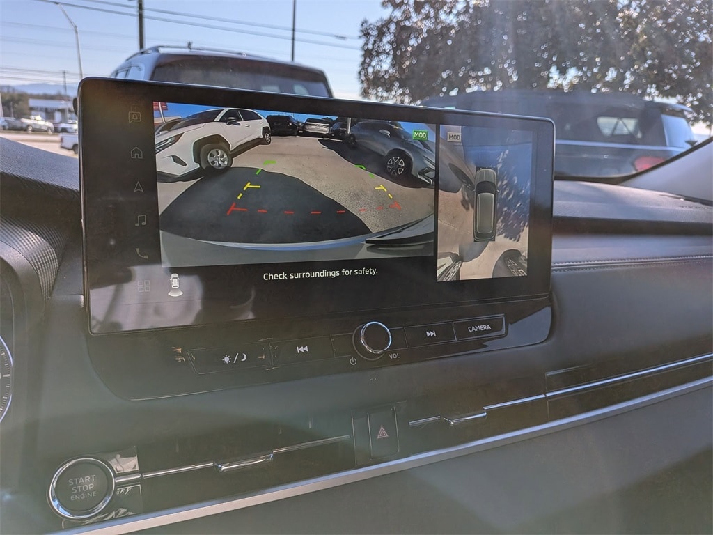 Thumbnail: 2025 Mitsubishi Outlander - 18