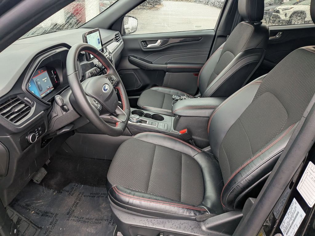 Thumbnail: 2025 Ford Escape - 21