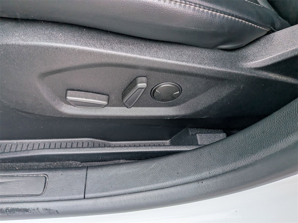 Thumbnail: 2024 Ford Edge - 14