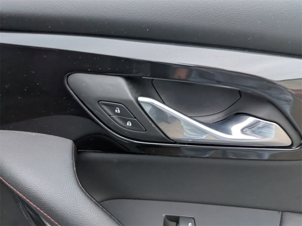 Thumbnail: 2025 Chevrolet Blazer - 28