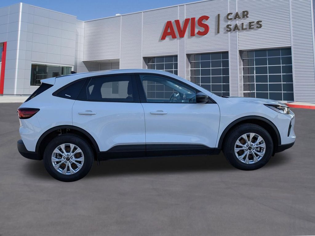 Thumbnail: 2025 Ford Escape - 5