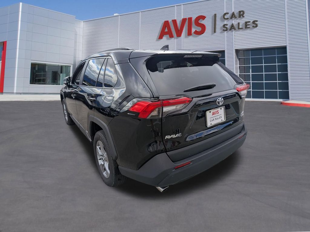 Thumbnail: 2025 Toyota RAV4 - 9