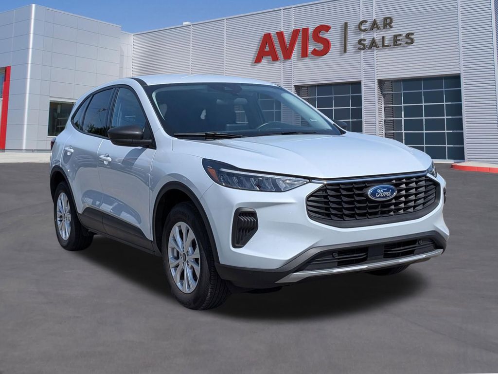 Thumbnail: 2025 Ford Escape - 3