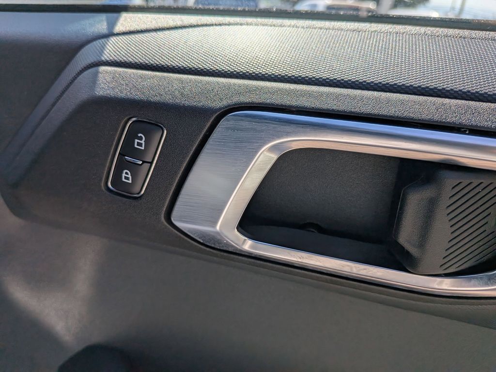 Thumbnail: 2025 Ford Bronco - 31