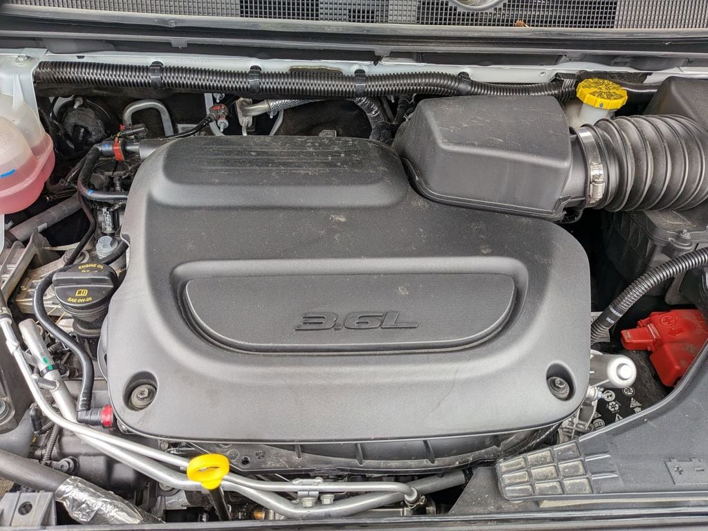 Thumbnail: 2025 Chrysler Pacifica - 32