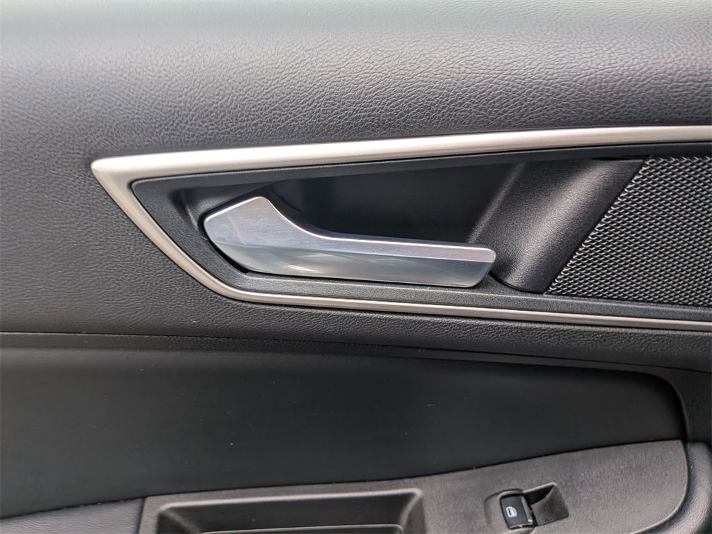 Thumbnail: 2024 Ford Edge - 23