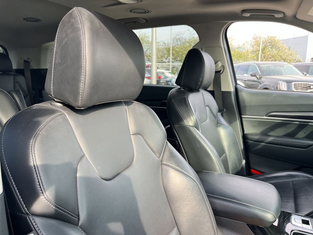 Thumbnail: 2025 Kia Telluride - 31