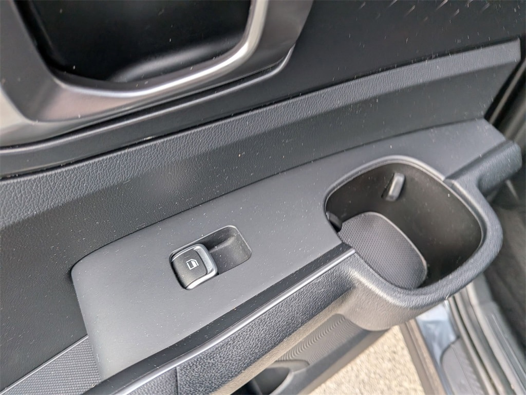 Thumbnail: 2024 Kia Sorento - 25