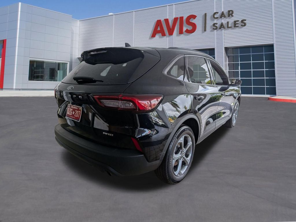 Thumbnail: 2025 Ford Escape - 6