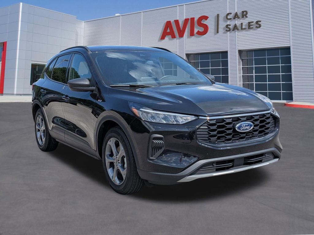 Thumbnail: 2025 Ford Escape - 3