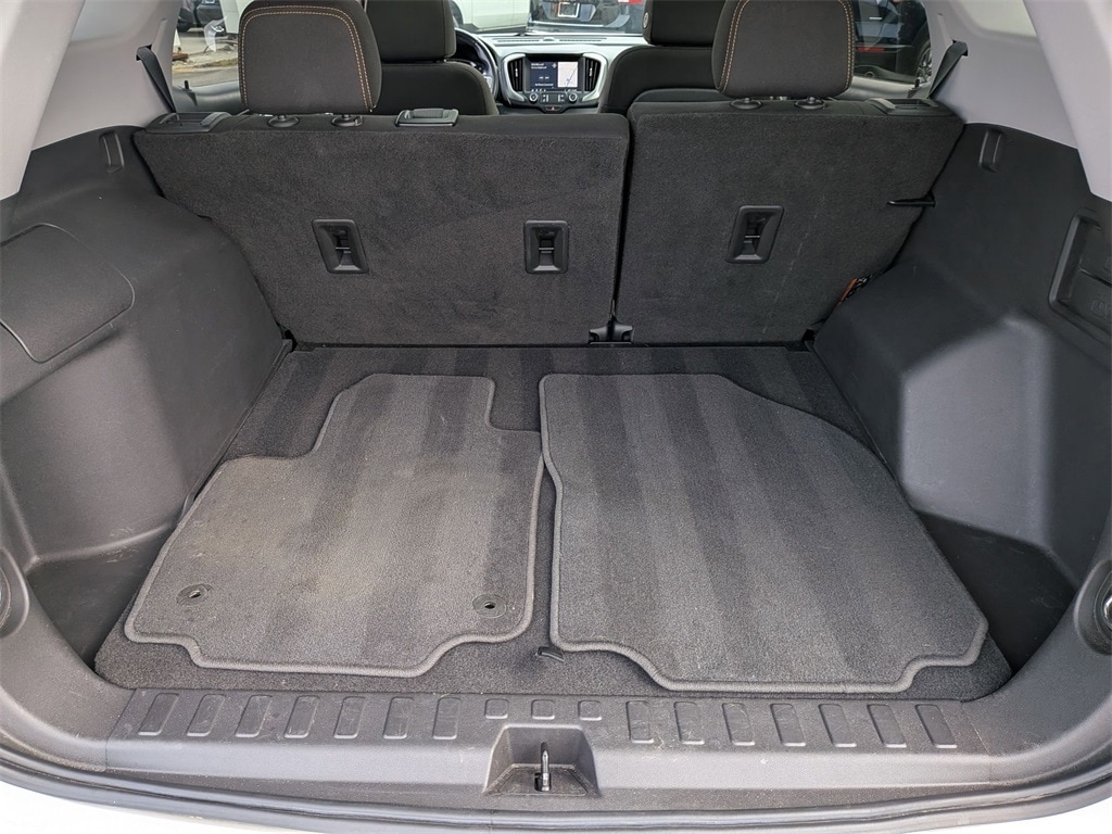 Thumbnail: 2021 GMC Terrain - 25