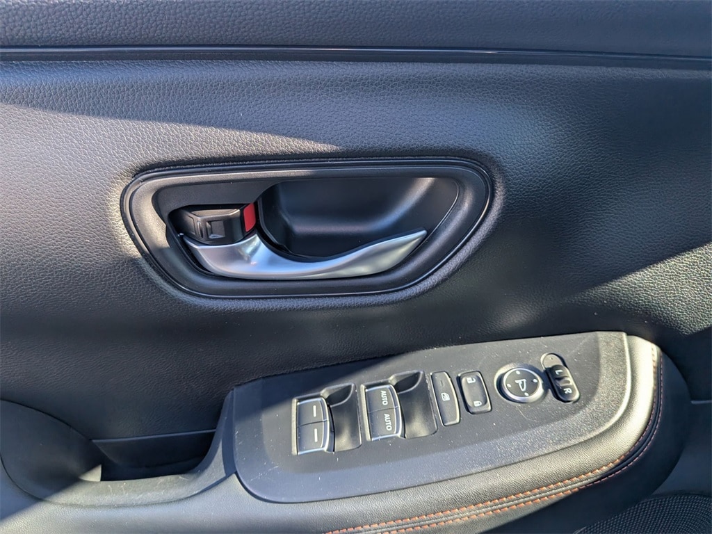 Thumbnail: 2025 Honda HR-V - 11