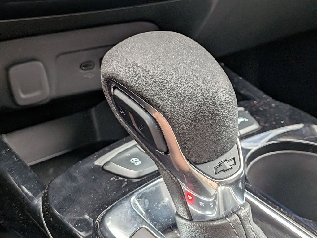 Thumbnail: 2025 Chevrolet Trax - 18