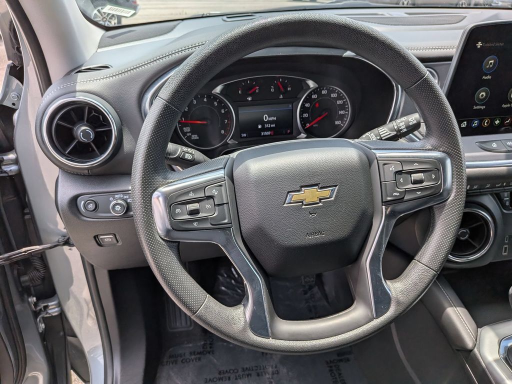 Thumbnail: 2025 Chevrolet Blazer - 22