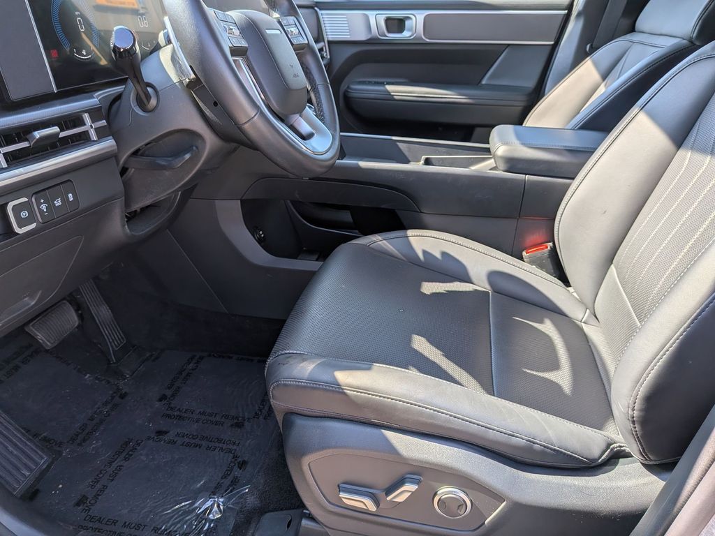 Thumbnail: 2025 Hyundai Santa Fe - 24