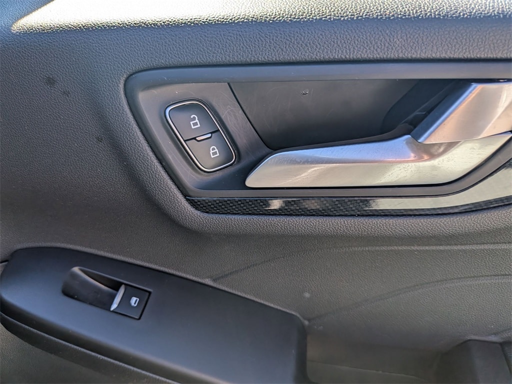 Thumbnail: 2025 Ford Escape - 31