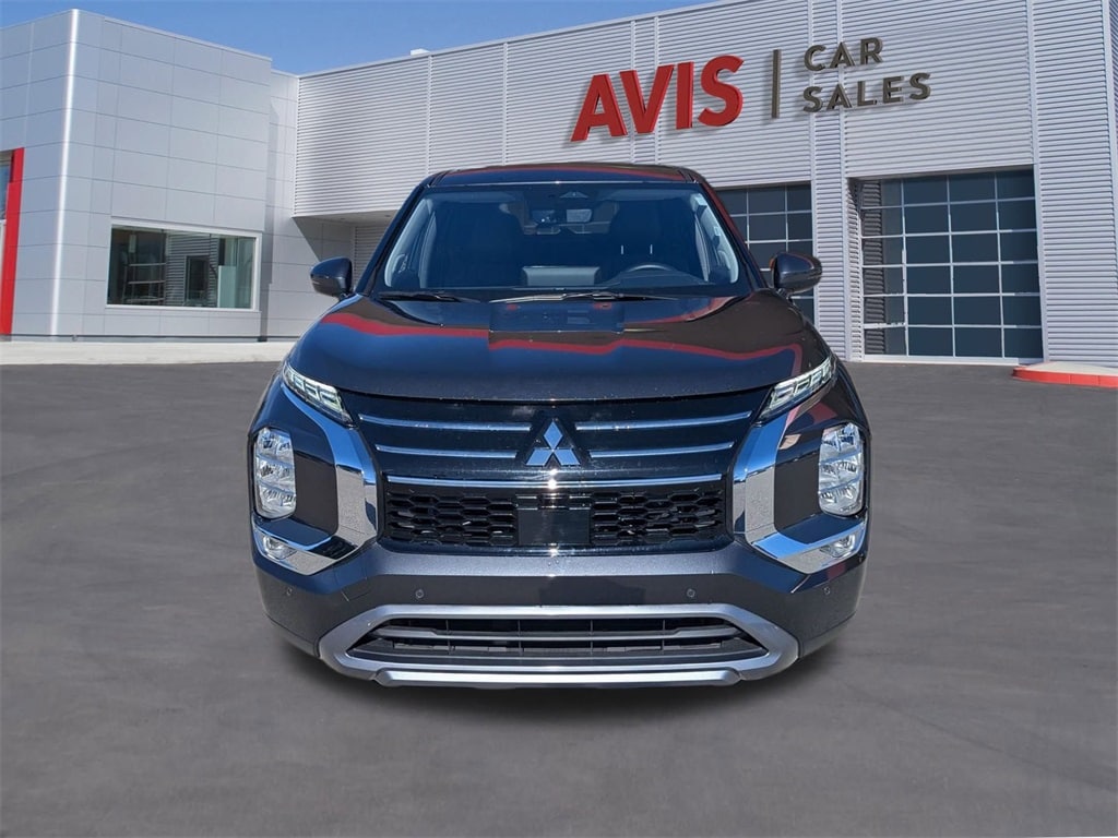 Thumbnail: 2025 Mitsubishi Outlander - 2