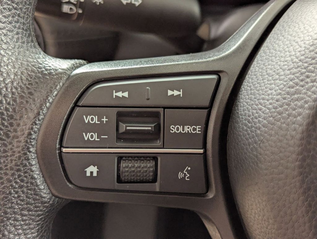 Thumbnail: 2025 Honda HR-V - 17