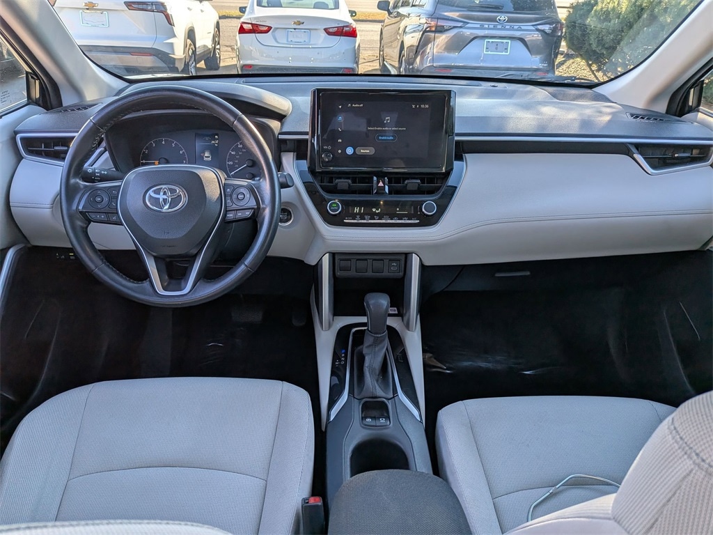 Thumbnail: 2023 Toyota Corolla Cross - 23