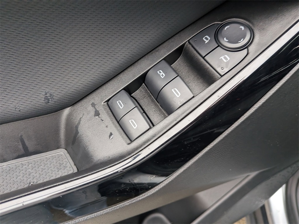 Thumbnail: 2025 Chevrolet Equinox - 13