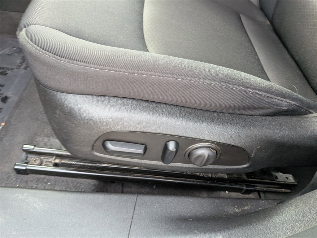 Thumbnail: 2023 Chevrolet Malibu - 14