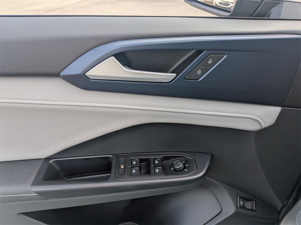 Thumbnail: 2024 Volkswagen Taos - 11